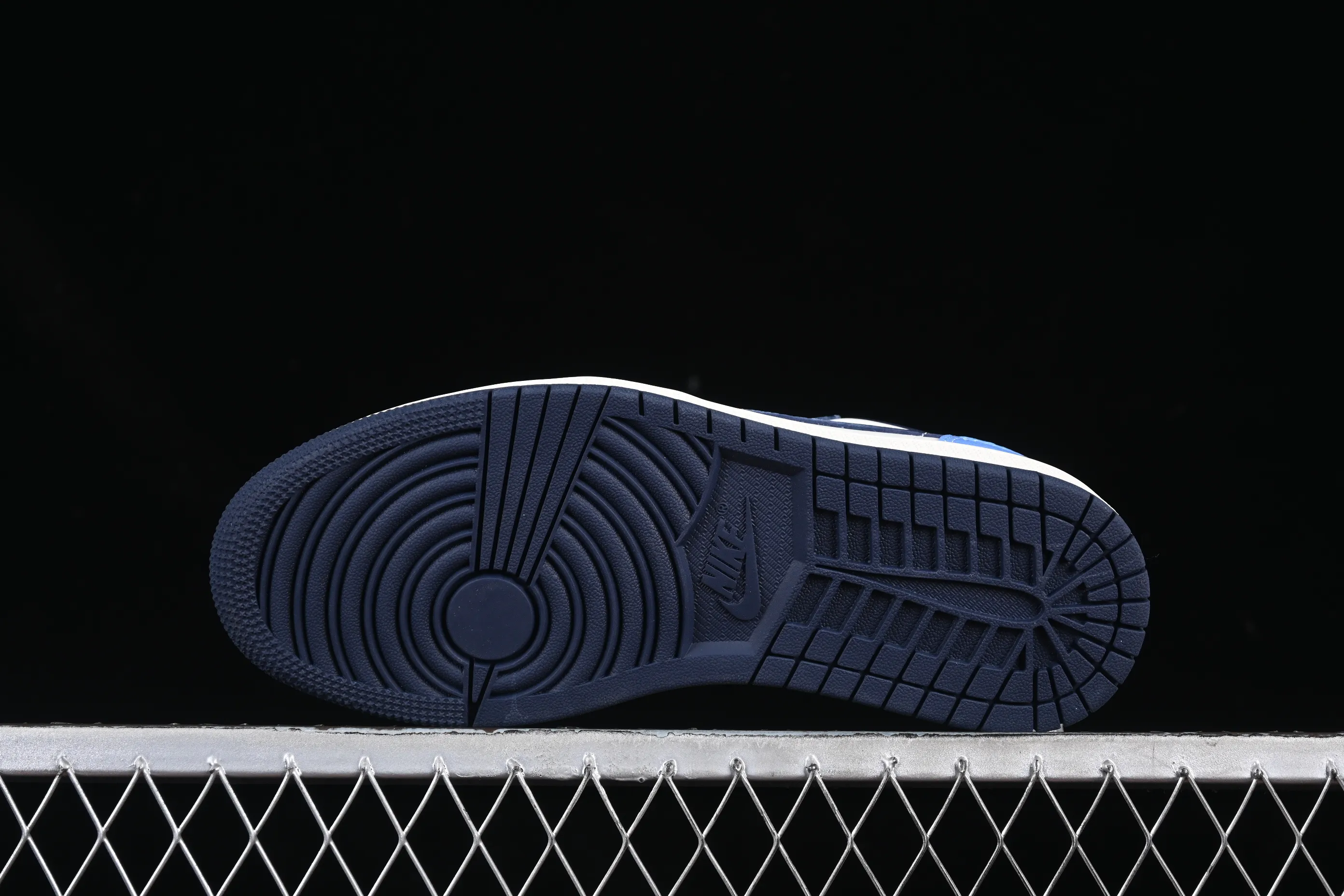 All categories Air Jordan Jordan series basketball shoes Air Jordan 1 Low G version pure original Air Jordan 1 Low OG "Obsidian" AJ1 Joe 1 Obsidian low-top cultural basketball shoes CZ0790-400
